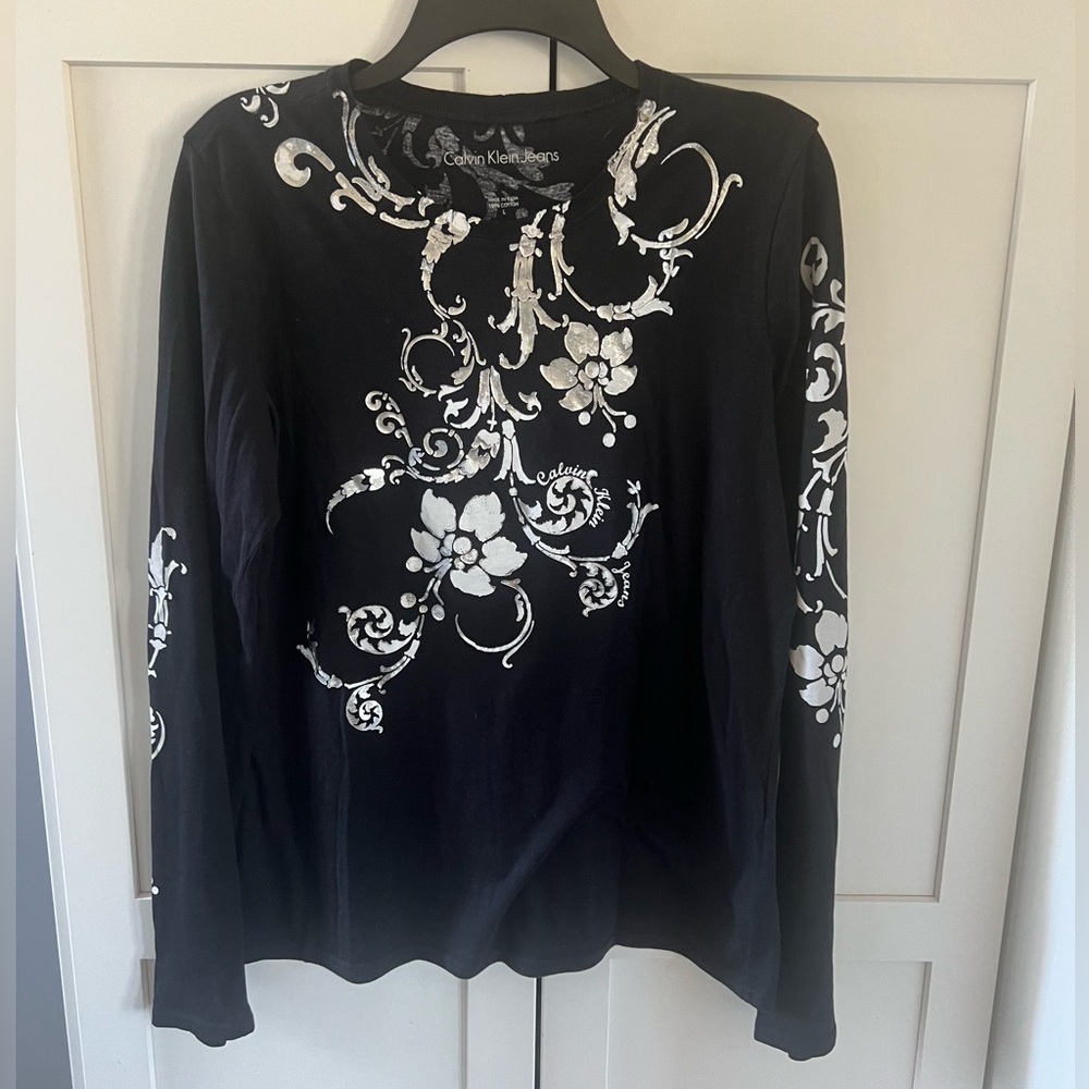 Calvin Klein Jeans -Black Top with Silver/White Floral Design L